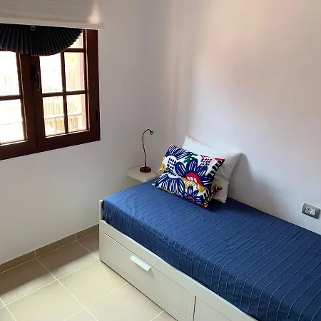 Daire Estupendo Apartamento En Costa Del Silencio. *